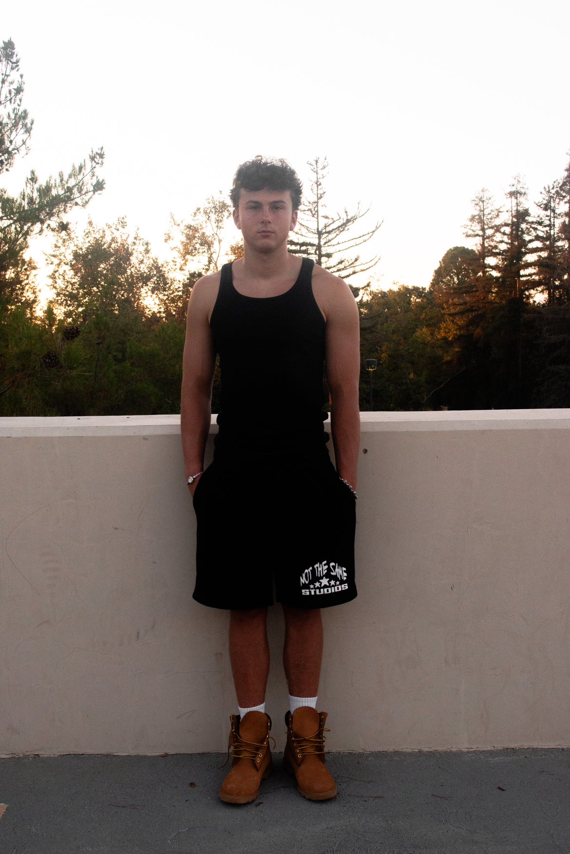 '5 STAR' SWEATSHORTS
